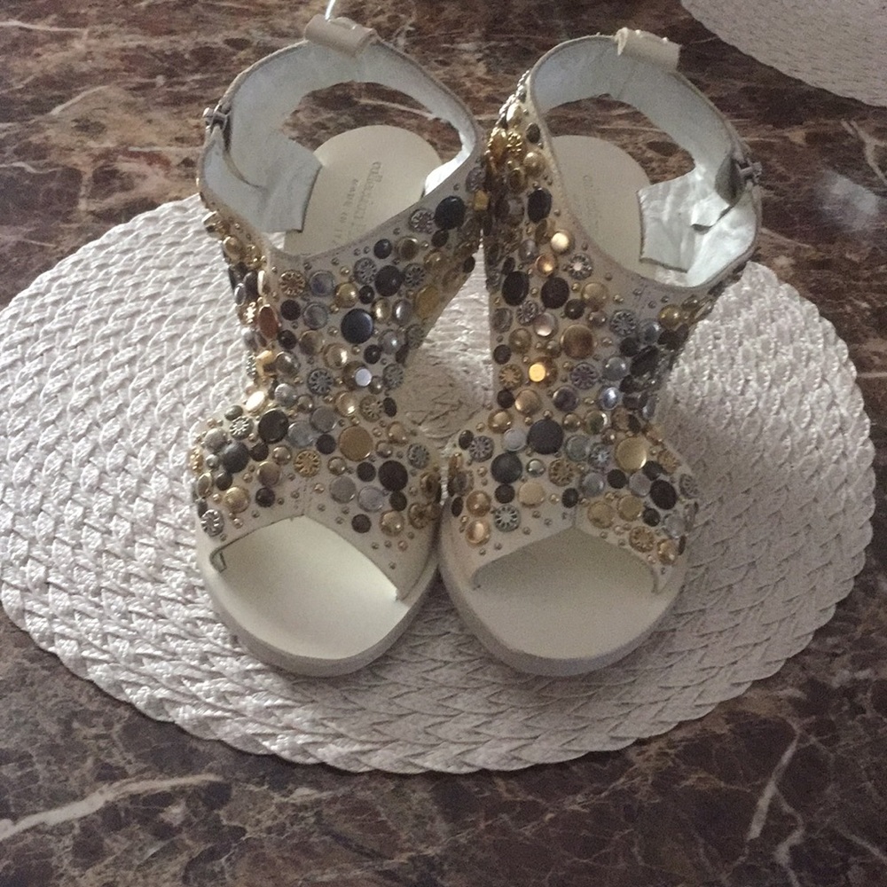 Collection Privee sandals - Picture 2 of 5